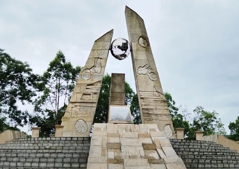 广西立异地质遗迹；；；；つＪ 打造“地质+”文旅新业态